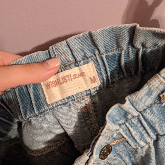 Medium Wishlist Paperbag style jean shorts - Picture 3 of 5